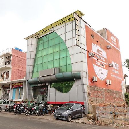 Oyo 45398 Kunal Hotel Etāwah Exteriér fotografie