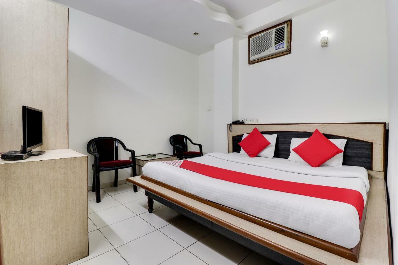 Oyo 45398 Kunal Hotel Etāwah Exteriér fotografie