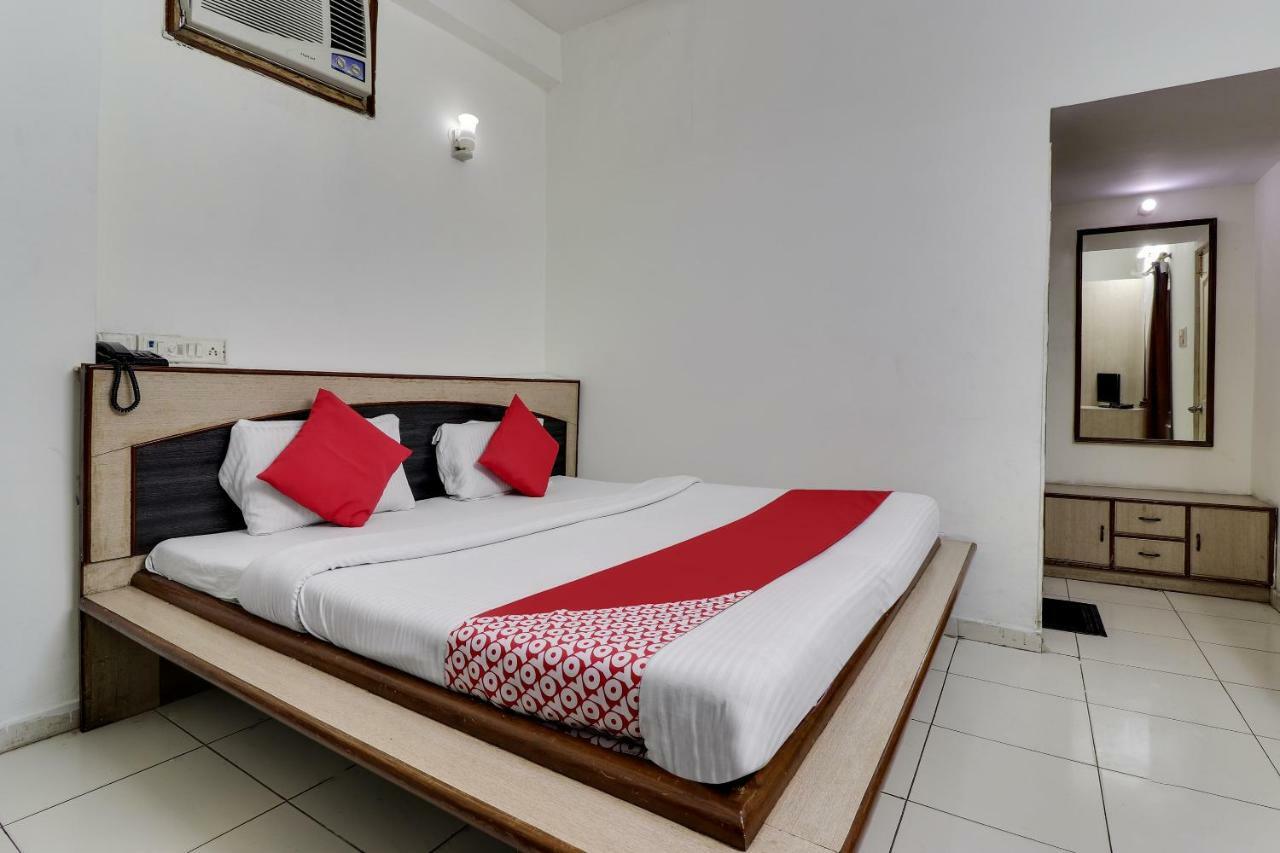Oyo 45398 Kunal Hotel Etāwah Exteriér fotografie