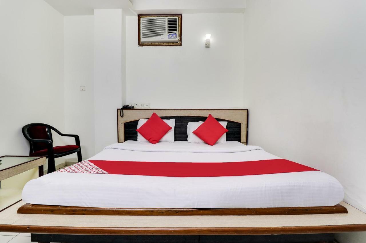 Oyo 45398 Kunal Hotel Etāwah Exteriér fotografie